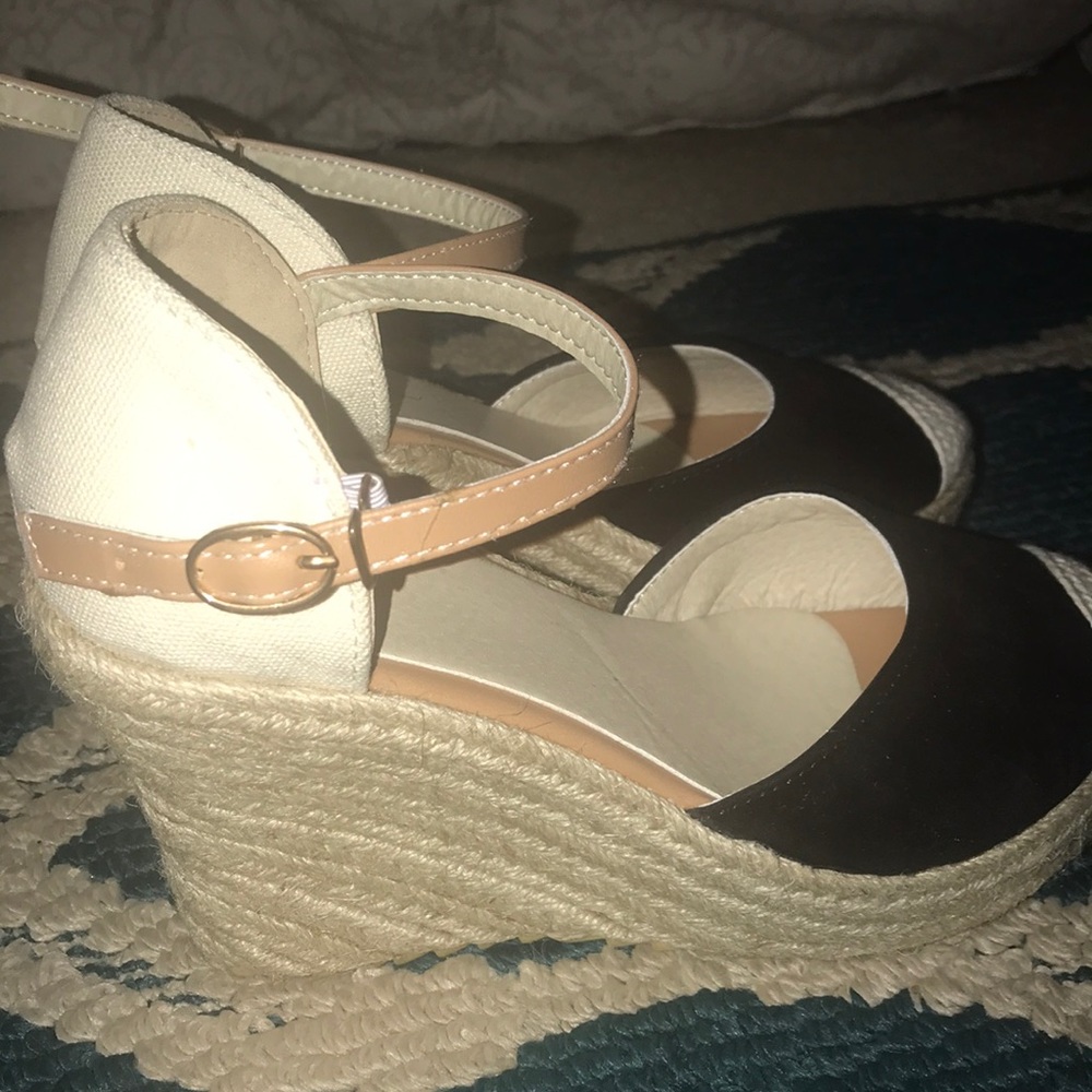 Wedges - Picture 2 of 2